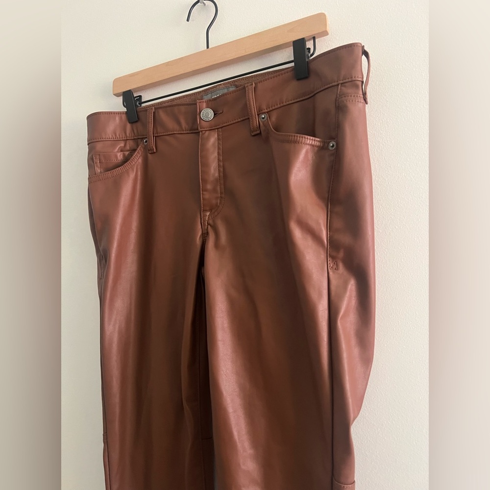 Torrid Faux Leather Skinny Jeans Brown Chestnut Size 10 Stretch High Rise - Picture 2 of 7